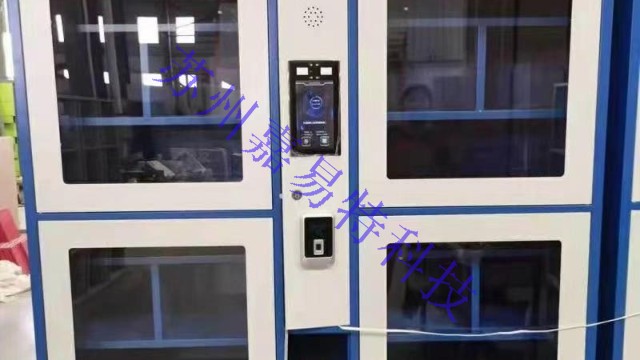 公安警用裝備柜選用時需要注意什么？